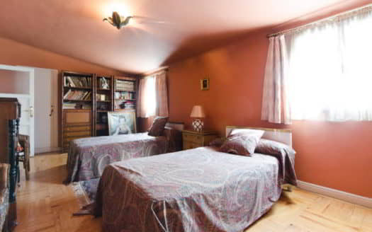 Ref: 23863 . Chalet para Reformar