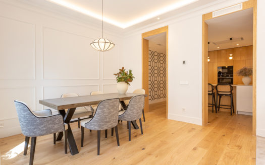 Ref: 36921 . Reformado, Amueblado y Exterior