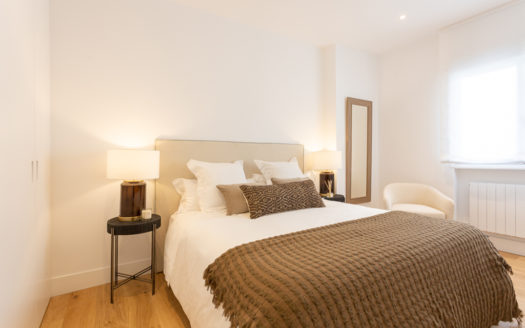 Ref: 36921 . Reformado, Amueblado y Exterior