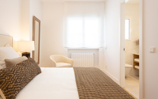 Ref: 36921 . Reformado, Amueblado y Exterior