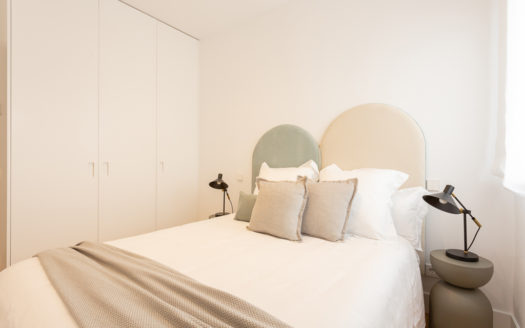 Ref: 36921 . Reformado, Amueblado y Exterior