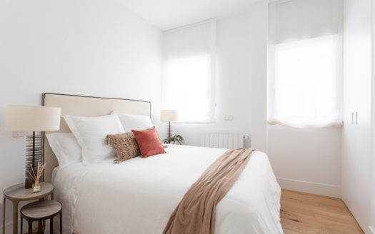 Ref: 36921 . Reformado, Amueblado y Exterior