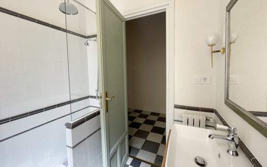 Ref: 36991 . Edificio Clásico