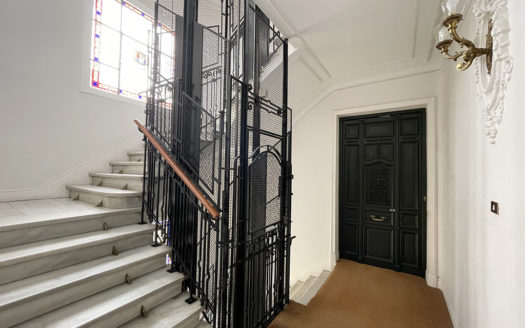 Ref: 36991 . Edificio Clásico