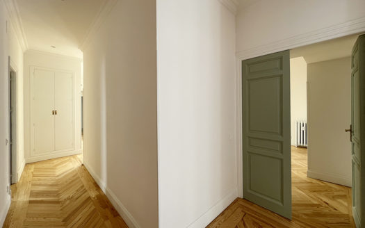 Ref: 36991 . Edificio Clásico