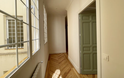 Ref: 36991 . Edificio Clásico