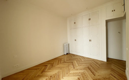 Ref: 36991 . Edificio Clásico