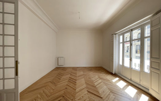 Ref: 36991 . Edificio Clásico