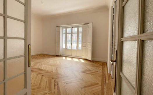 Ref: 36991 . Edificio Clásico