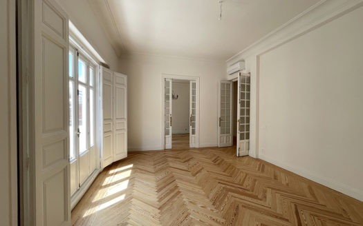 Ref: 36991 . Edificio Clásico