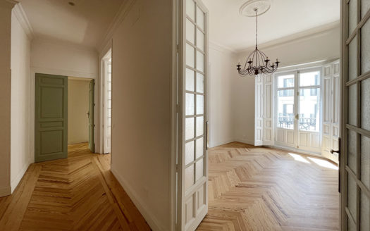 Ref: 36991 . Edificio Clásico