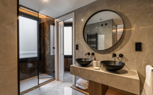 Ref: 44606 . Ático con dos terrazas