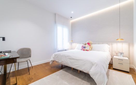 Ref: 44192 . Calle Emblemática