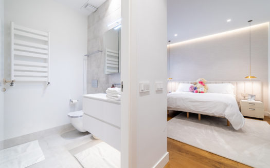 Ref: 44192 . Calle Emblemática