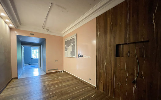 Ref: 41664. Piso señorial . Techos Altos