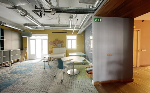 Ref: 41664. Piso señorial . Techos Altos