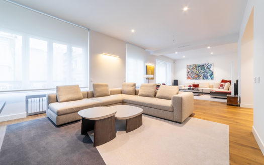 Ref: 44192 . Calle Emblemática