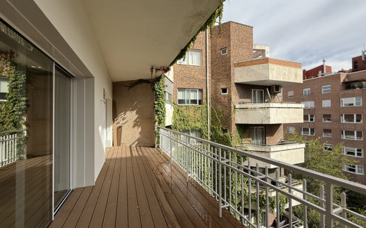 Ref: 45428 . Terraza . Garaje