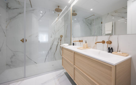 Ref: 42660 . Vistas . Amueblado