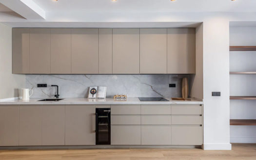 Ref: 44351 . Terraza y Trastero