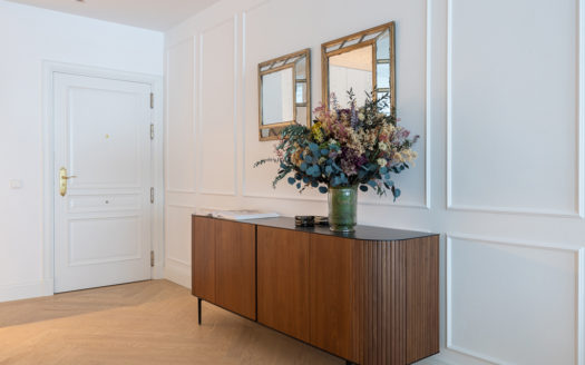 Ref: 42660 . Vistas . Amueblado