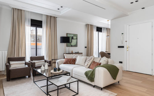 Ref: 45871 . Ático con orientación Sur