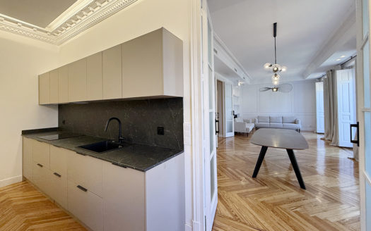 Ref: 45986 . Finca clásica, Ascensor y Garaje.