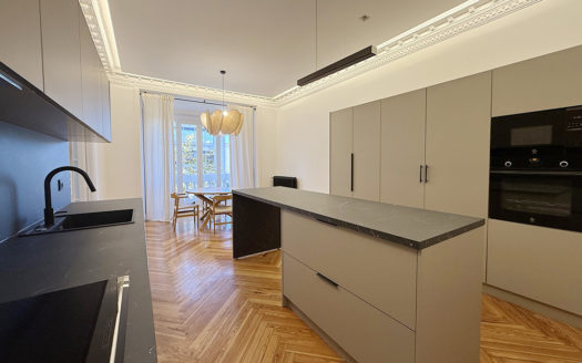 Ref: 45986 . Finca clásica, Ascensor y Garaje.