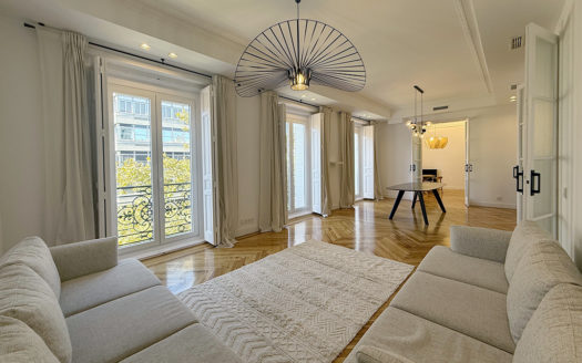 Ref: 45986 . Finca clásica, Ascensor y Garaje.