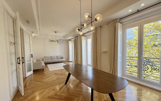 Ref: 45986 . Finca clásica, Ascensor y Garaje.