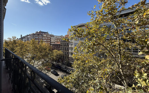 Ref: 45986 . Finca clásica, Ascensor y Garaje.