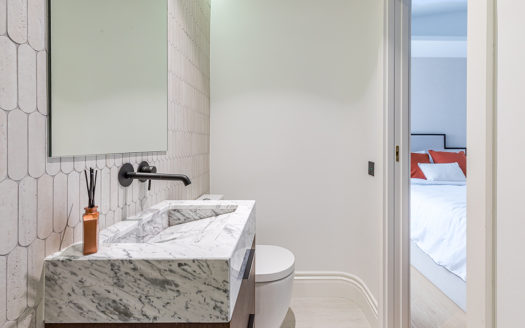 Ref: 46385 . Ático en esquina