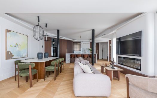 Ref: 46385 . Ático en esquina