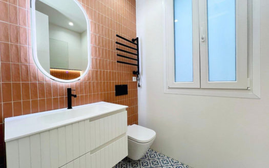 Ref: 46656 . Amueblado y A estrenar