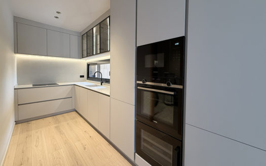 Ref: 46509 . Terraza, Piscina y Garaje