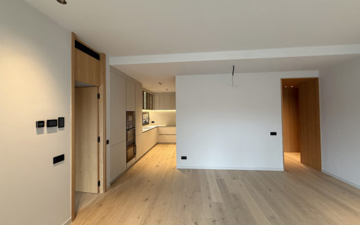 Ref: 46497 . Terraza, Trastero y 2 Plazas de Garaje