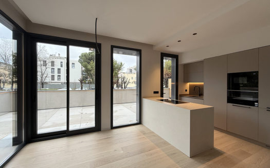 Ref: 46511 . 72 m2 de Terraza