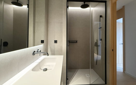 Ref: 46497 . Terraza, Trastero y 2 Plazas de Garaje