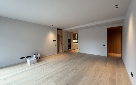 Ref: 46497 . Terraza, Trastero y 2 Plazas de Garaje