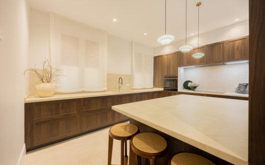 Ref: 46933 . Vistas a la embajada italiana