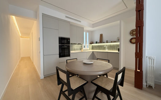 Ref: 46656 . Amueblado y A estrenar