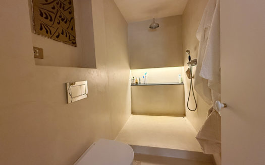 Ref: 46937 . Bajo con patio privado