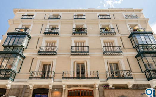 Ref: 46779 . 9 Balcones a la calle