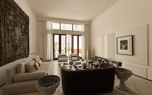 Ref: 46937 . Bajo con patio privado