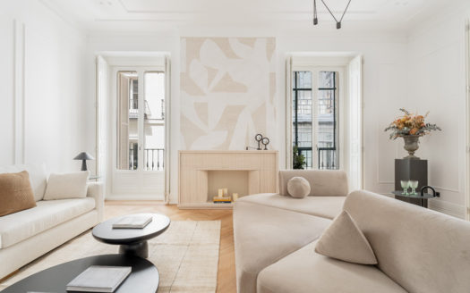 Ref: 46779 . 9 Balcones a la calle