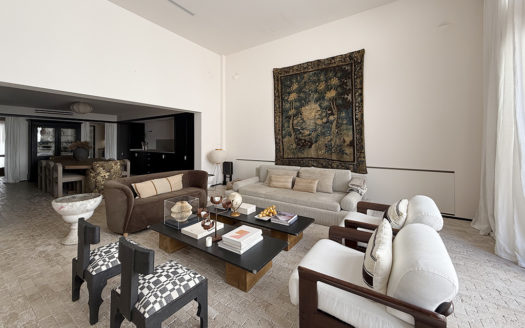 Ref: 46937 . Bajo con patio privado