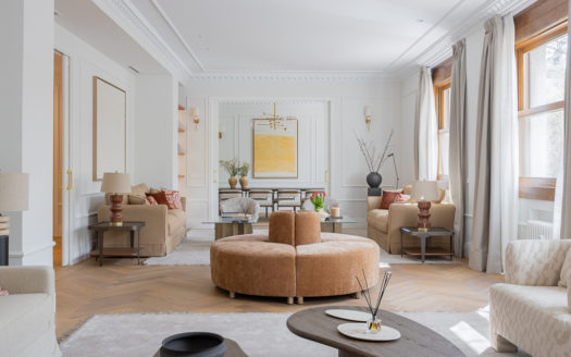 Ref: 46933 . Vistas a la embajada italiana