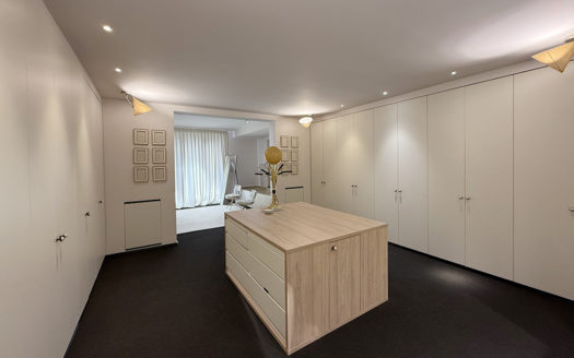 Ref: 46937 . Bajo con patio privado