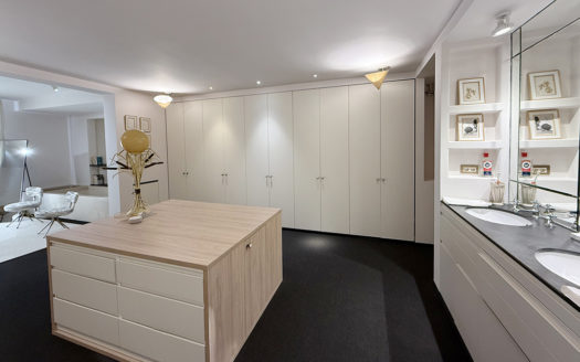 Ref: 46937 . Bajo con patio privado