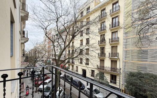 Ref: 46656 . Amueblado y A estrenar